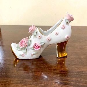 Vintage Victorian Porcelain Kitten Hill Shoe Made in Japan